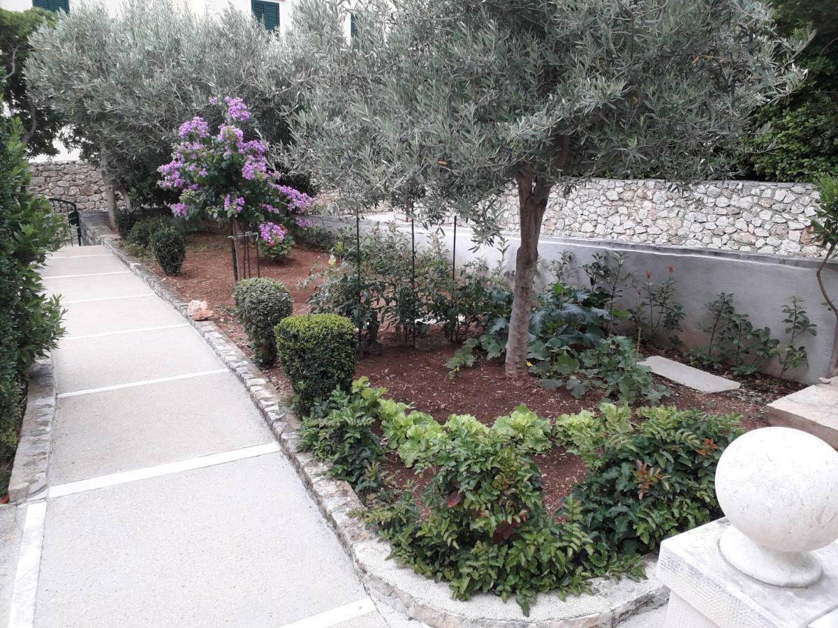 Apartman Hibiskus